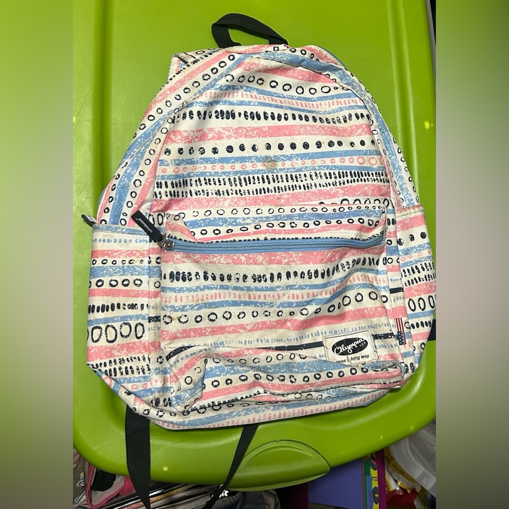 Olympia 18" Cornell A-1000 Ethnic Multicolor Print Backpack